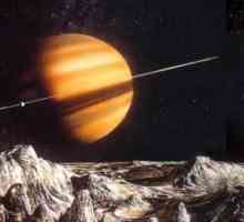 Kako nacrtati planeta? Slika Saturna na pozadini zvjezdanog neba i mjeseca pejzaža