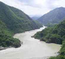 Ganges River - sveti rijeka, i utjelovljenje više sile u Indiji