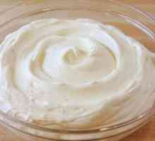 Curd krema biskvit s voćem: recept sa slikom