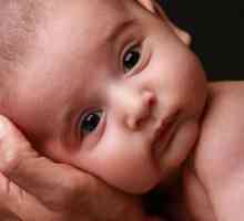 U koliko mjeseci dijete počinje da drži glavu: Savjeti za roditelje