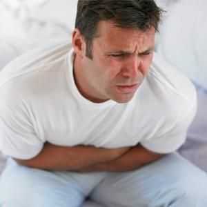 Apendicitis: Simptomi kod odraslih, starije osobe, trudnice i djecu