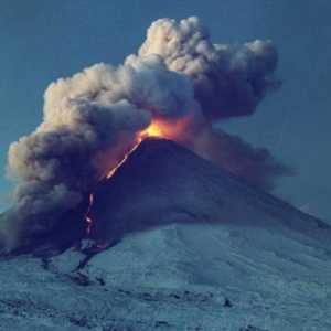 Untitled - Vulkan na Kamčatki. erupcija