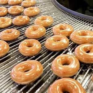 Ono što je Krispy Kreme krofne, i da li je moguće da ih kuhati sebe?