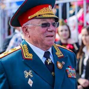 General Anatolij Kulikov - pomoćnik ministra unutrašnjih poslova Ruske Federacije: biografija,…