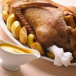 Kako kuhati patka sa krumpir u pećnici za stolom odmor?