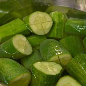 Kako Pickle krastavci slani na različite načine
