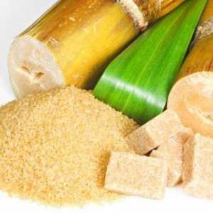 Smeđi šećer od šećerne trske: štete i koristi, sadržaj kalorija i primjena