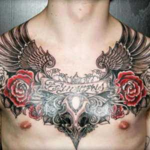 Muška tetovažu na prsne kosti: razne stilove i opcije slike