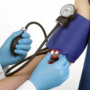 Nizak krvni pritisak: uzroci i tretman