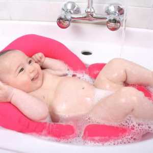 Prvi kupanje beba nakon bolnice. Briga novorođenčeta u prvim danima nakon bolnice