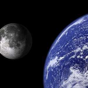 Zašto Mjesec je okrenut na zemlju na jednoj strani? Moon The Blind Side