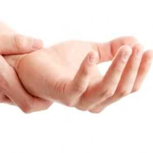 Zašto ruka utrnula: Uzroci, nacionalni tretman