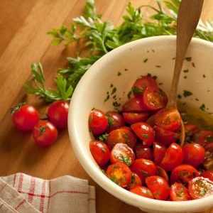 Cherry rajčice u vlastitom soku - ne samo ukusna, nego i korisno