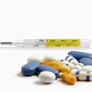 Lek "paracetamol", iz koje se koristi? Tretman i upozorenja
