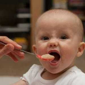 Mamac djeteta na umjetnoj hranjenje: karakteristike procesa
