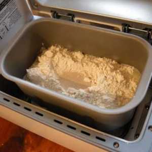 Recept belog hleba za mašinu kruh: klasična, a ne samo