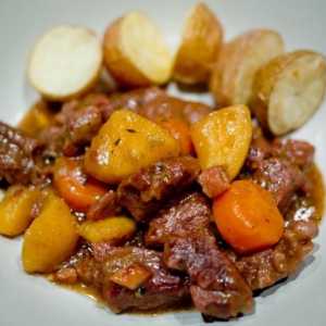 Recept "meso i krompir u multivarka" - ukusna, srdačna, jednostavan