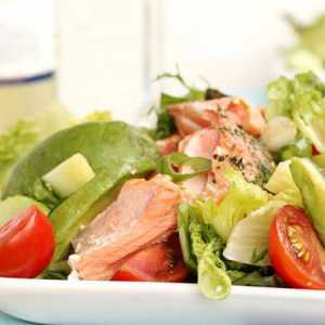 Salata sa avokadom i losos: Recept