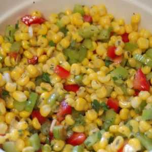 Salata sa konzervi kukuruza - lean, ali drugačije i ukusan