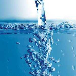 Koliko vode dnevno treba popiti osoba? Uloga vode u našim životima