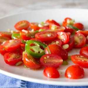 Slatko kiseli paradajz na vašem stolu