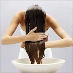 Pranje kose kod kuće: savjete i trikove