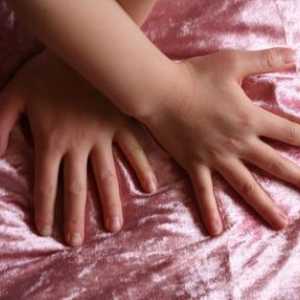 Dijete na prstima oblazit kože: uzroci i tretman