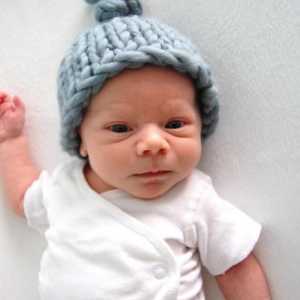 Zimska kapa za novorođenče - jednostavnost i prirodnost